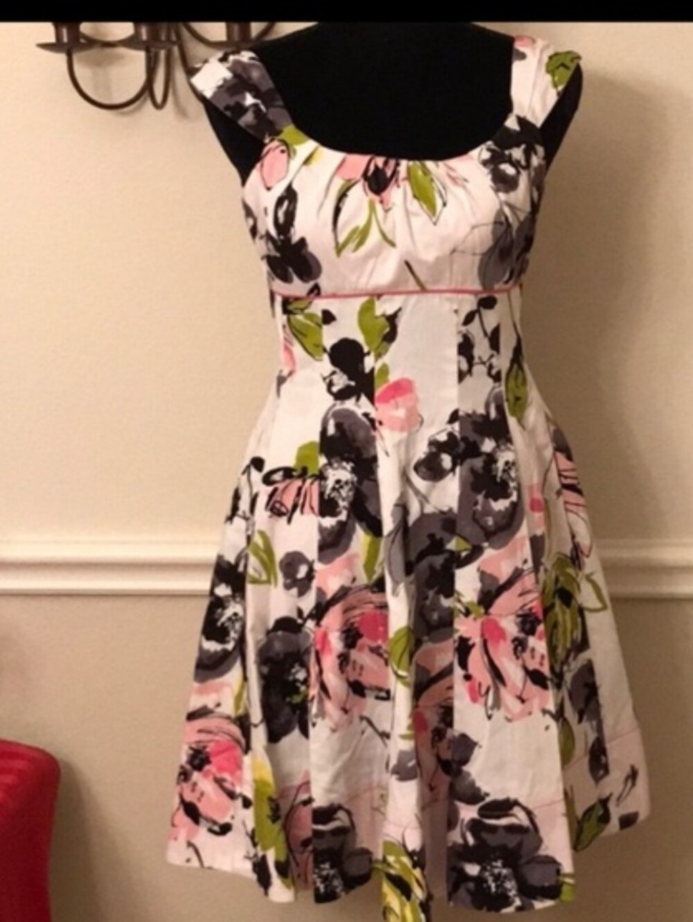 MAGGY LONDON petites floral dress Size 8P